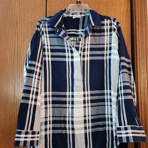 Womens long sleeve shirt